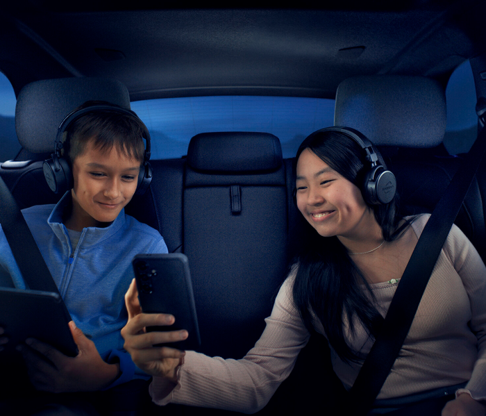 HARMAN Launches Ready StreamShare, Delivering Personal Audio Zones with Shared Listening and Clear Cabin Communication