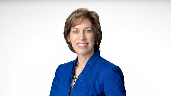Ellen-Ochoa-headshot
