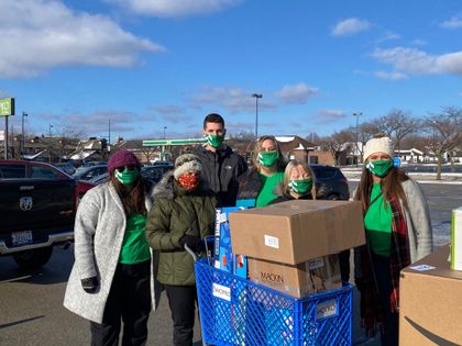 Special Green Bay gift-givers helping families during the holidays