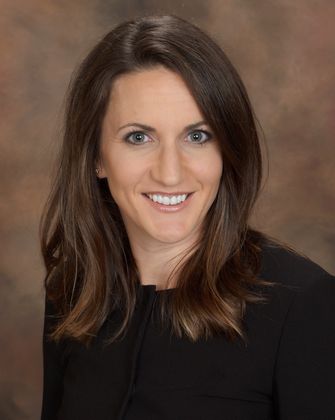 Associated Bank promotes Dianna Robinson to community market president 