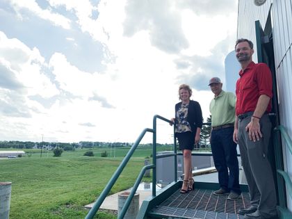 Associated Bank contributes $15K to help reduce ecological impact and assist small businesses 