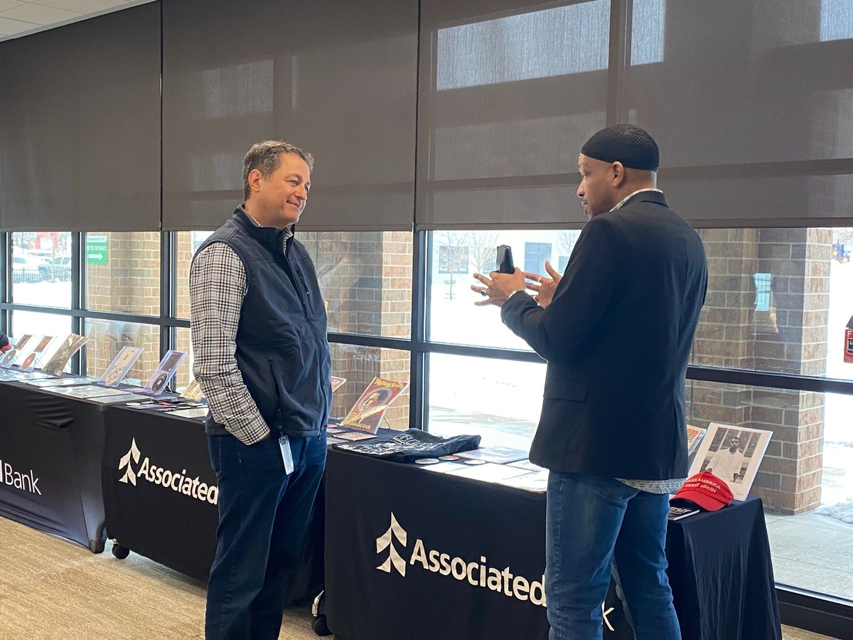 Attendees had the opportunity to engage with Dr. Khalid el-Hakim