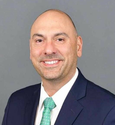 Associated Bank announces promotion of Steven Zandpour to executive vice president, head of consumer and business banking