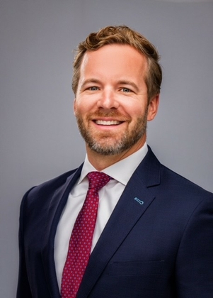 Associated Bank Names Neil Riegelman as Milwaukee Market President