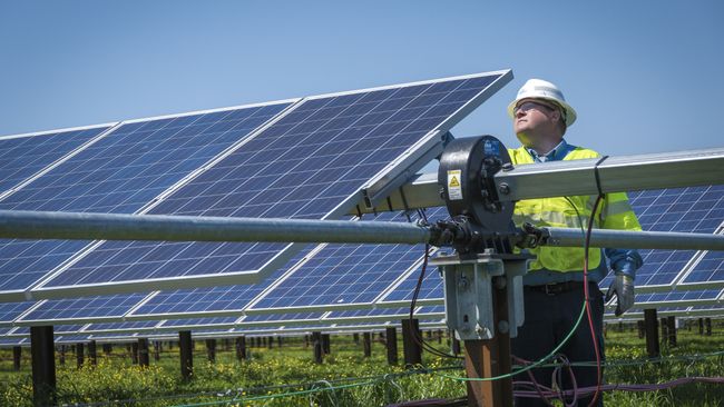 Duke-Energy-Solar-Panels01