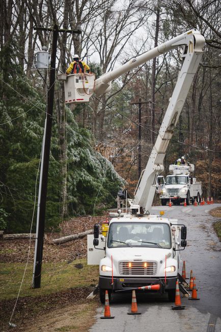 Duke-Energy-Storm-Restoration04