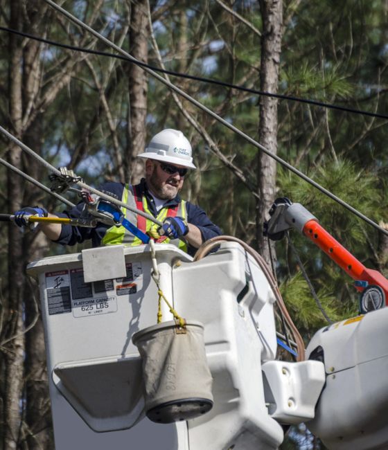 Duke-Energy-Storm-Restoration05
