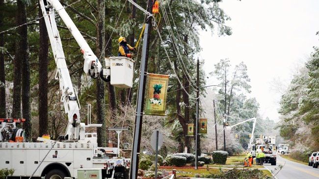 Duke Energy nears goal line Sunday in restoring power outages