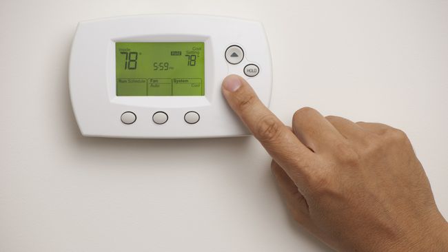 Duke Energy offers cold weather energy and money-saving tips in Indiana