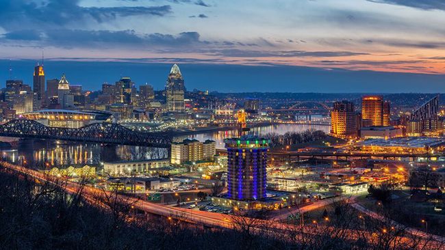 Duke Energy makes holidays brighter for Greater Cincinnati agencies that provide food and shelter to those in need