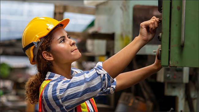 Duke Energy builds local workforce in Ohio, Kentucky with $390,000 in grants to help job seekers prepare for employment