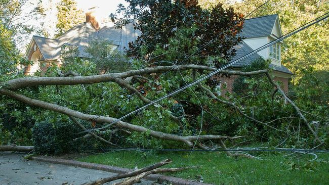 Duke Energy Foundation provides $100,000 in financial assistance to support communities rebuilding after storm causes significant damage