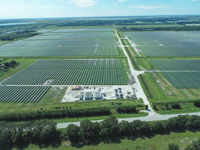 Duette-Solar-Power-Plant-02