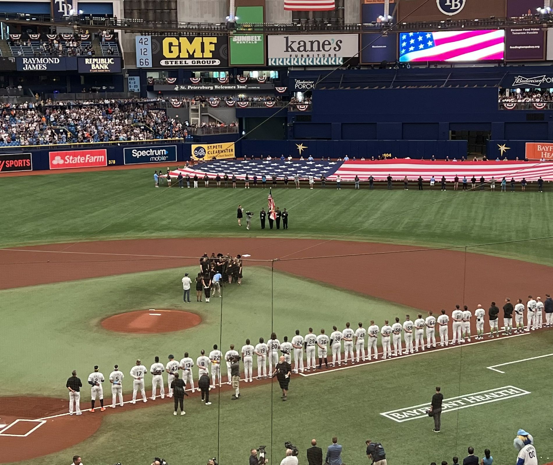 Duke Energy Florida lineworkers honored at Tampa Bay Rays opening day ...