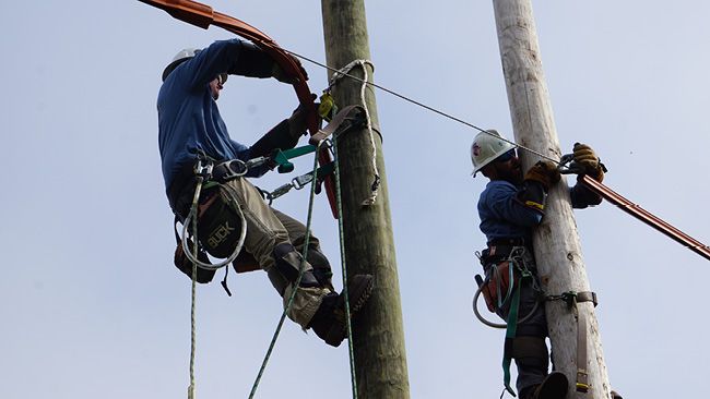 30 Duke Energy Carolinas lineworkers qualify to compete against the best line teams in the world at international event