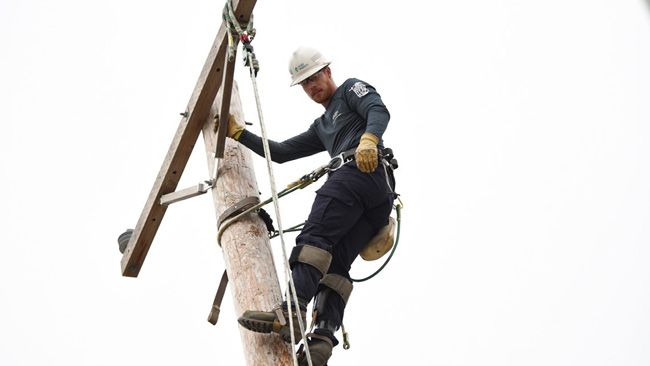 Duke Energy line technique, talent shine bright as lineworkers capture four awards at International Lineman’s Rodeo