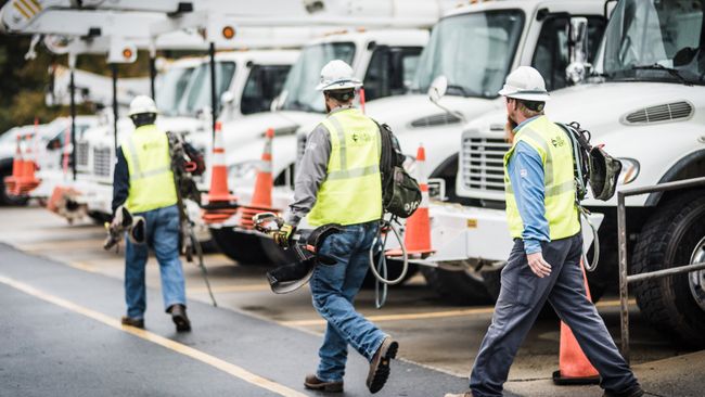Duke Energy anima a sus clientes a prepararse para la tormenta tropical Debby; moviliza 6,900 recursos para responder a fuertes lluvias y fuertes vientos