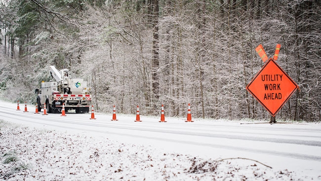 Duke Energy insta a los clientes de Carolina del Norte y Carolina del Sur a prepararse para cortes de energía de varios días debido a la tormenta invernal Fern