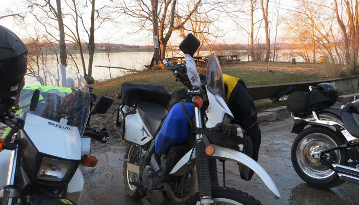 MotorcyclesRiver_IMG_2904