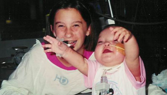 AubreyCarly_700x400
