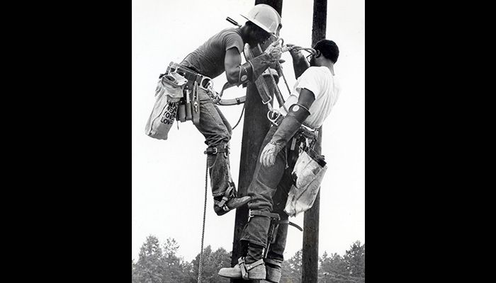 06B-PS-Time_Lineman-1979