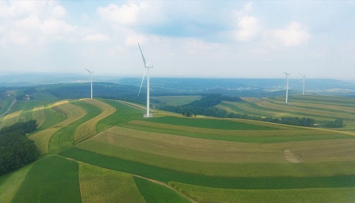 01A_PS_Wind_700