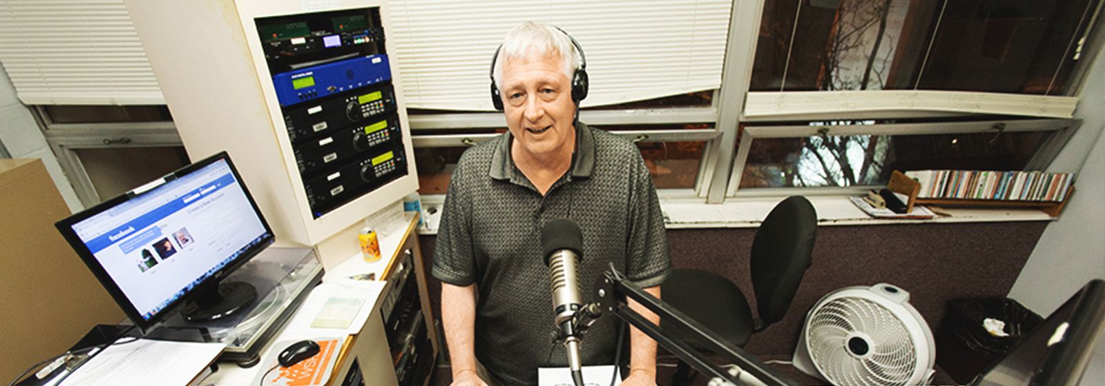 On the air: Near-Blind Ken has the blues