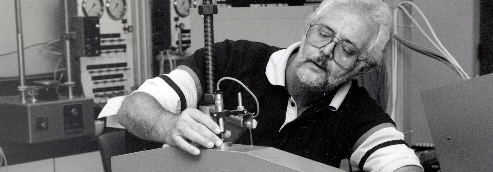 Retro photos: What's he doing?