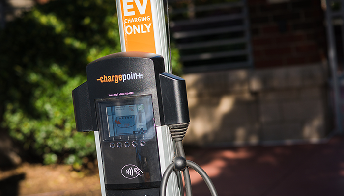 20170626EVCharging_700_3