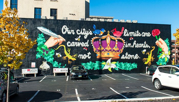 04-Mural-700_400