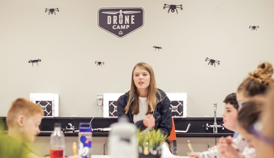 Drone_Camp_009_Hero_1600x560