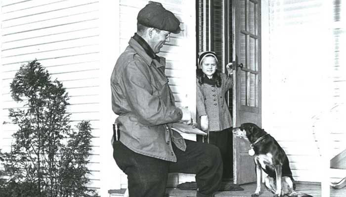 PSI_Meter-Reader-Porch-1947_700x400