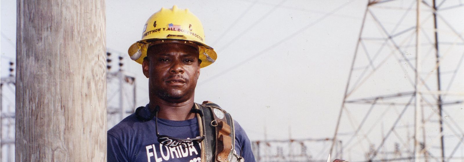 Retro photos: plenty of hard hats