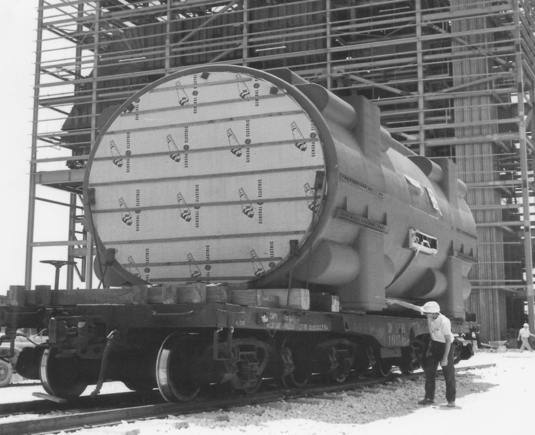 Photos show rise of Crystal River Energy Complex's 'backbone' | Duke Energy  | illumination