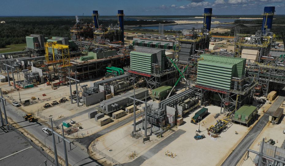 Photos show rise of Crystal River Energy Complex's 'backbone' | Duke Energy  | illumination