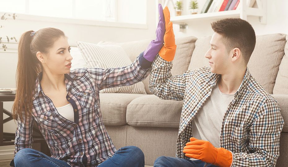 2018-0320-spring-clean-tips-hero1