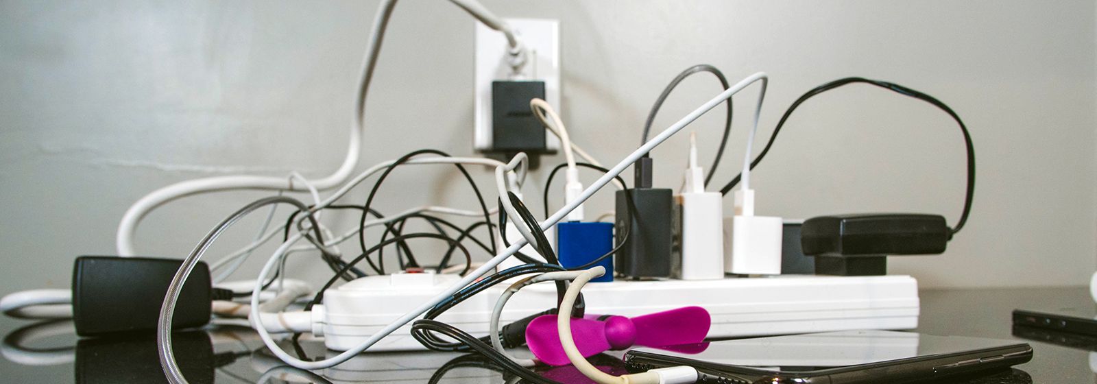 How to declutter your home and save energy