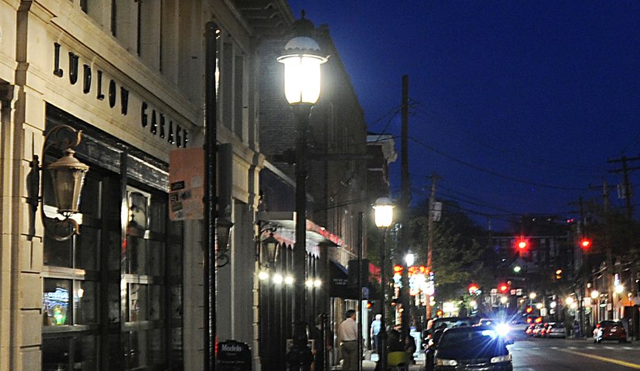 2018-0507-gaslight-lead