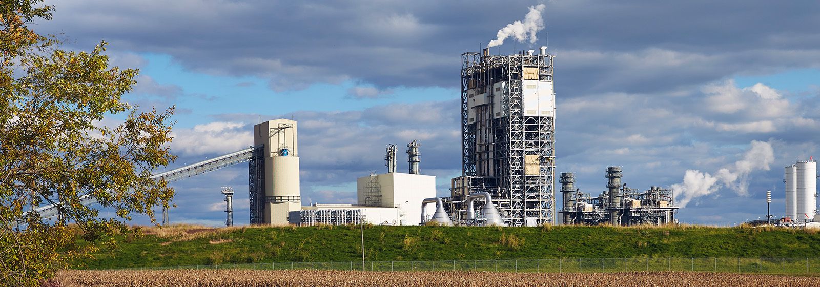 Clean and efficient power plant supports community