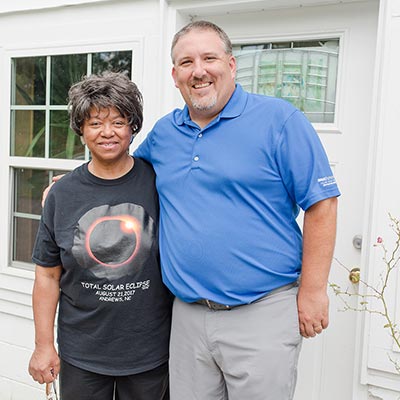 2018-0912-Woodford-illumination-article-400x400-72