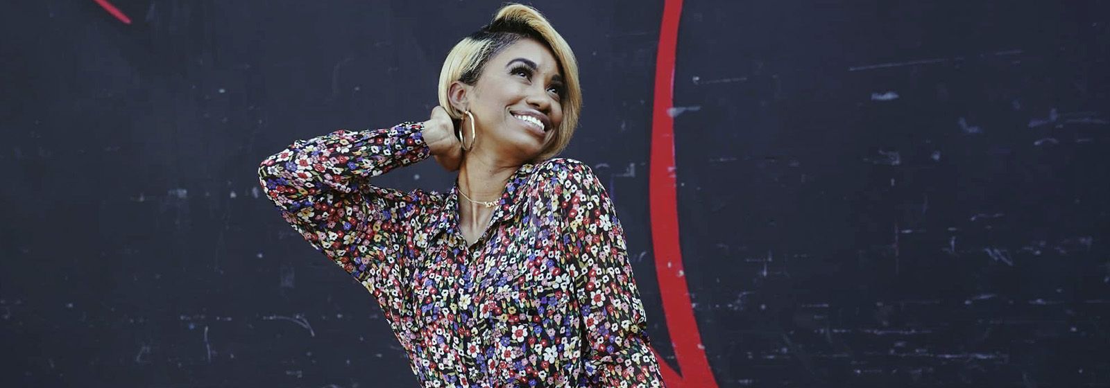 Customer service representative advances on ‘The Voice’