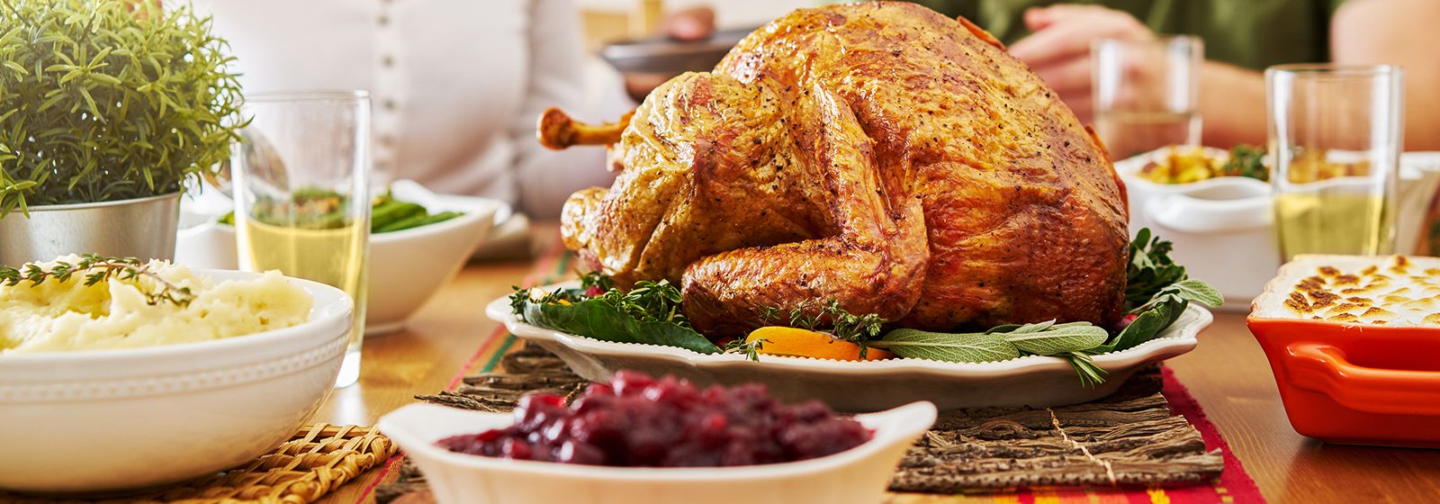 Relieve the pressure cooking this Thanksgiving and save energy