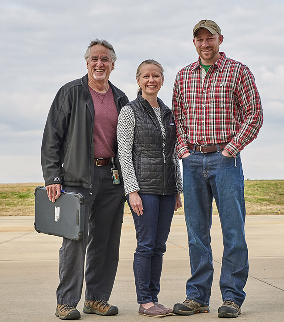 2019-0313-eagles_1390.tarmac