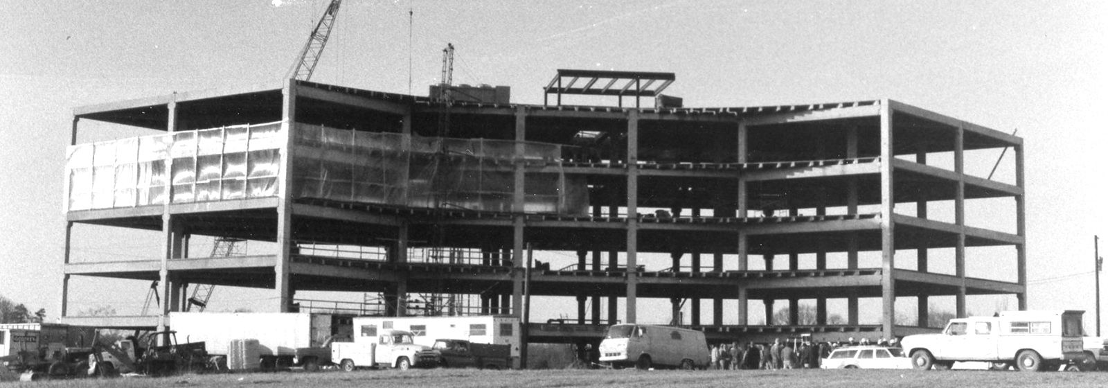 Retro photos: Piedmont Natural Gas HQ under construction?