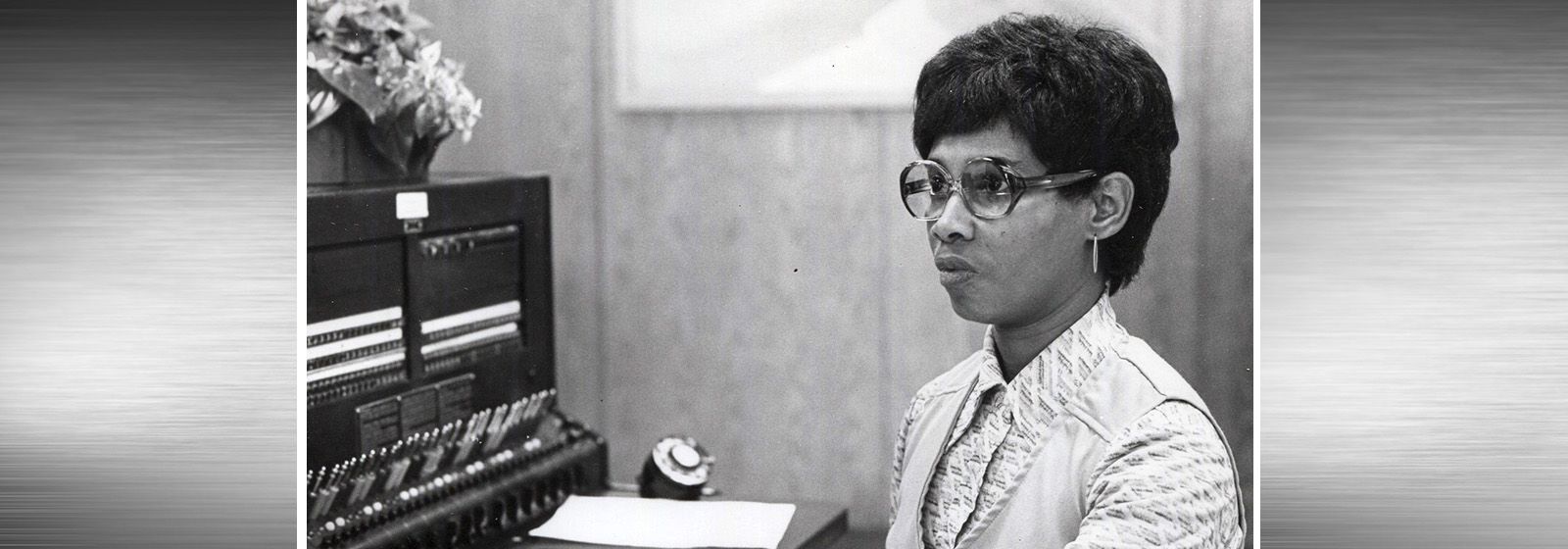 Retro photos: Check out these old phones