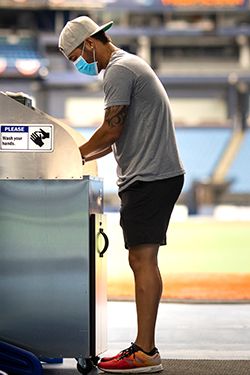 TB Rays play for those in need <br> Florida