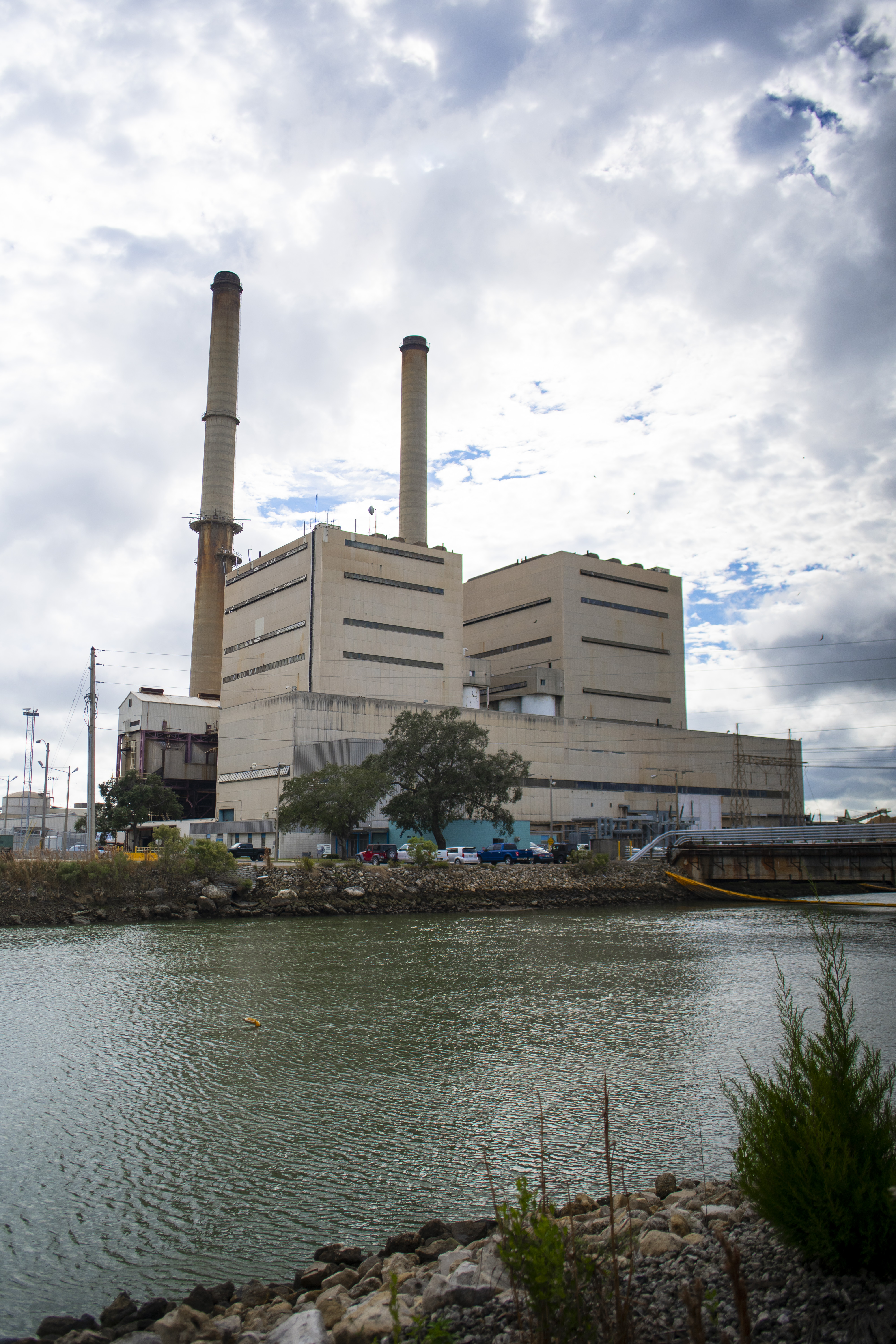 Duke Energy implodes retired coal plant in Florida | Duke Energy |  illumination