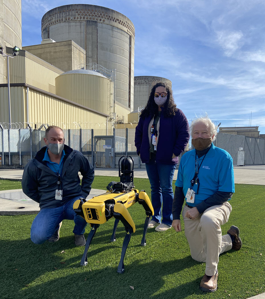 2022-0405-robot-dog.group