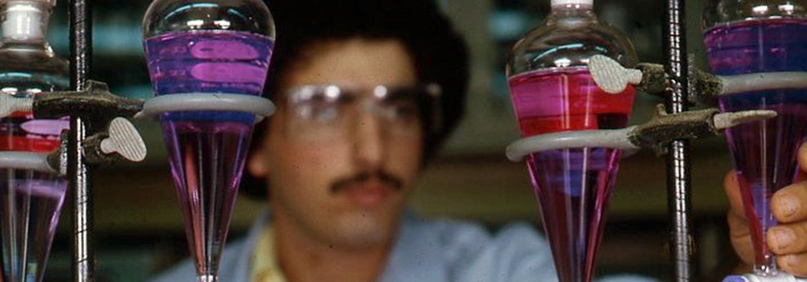 Retro photos: In the lab