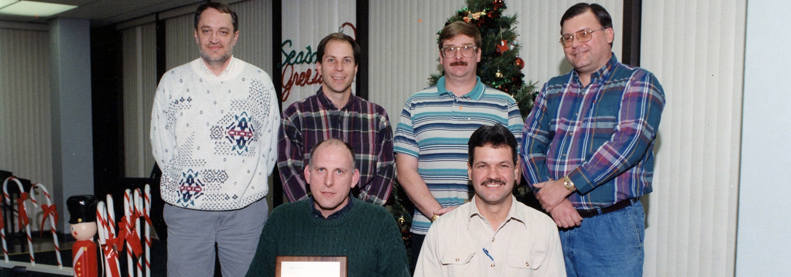 Retro photos: Who's in the group?
